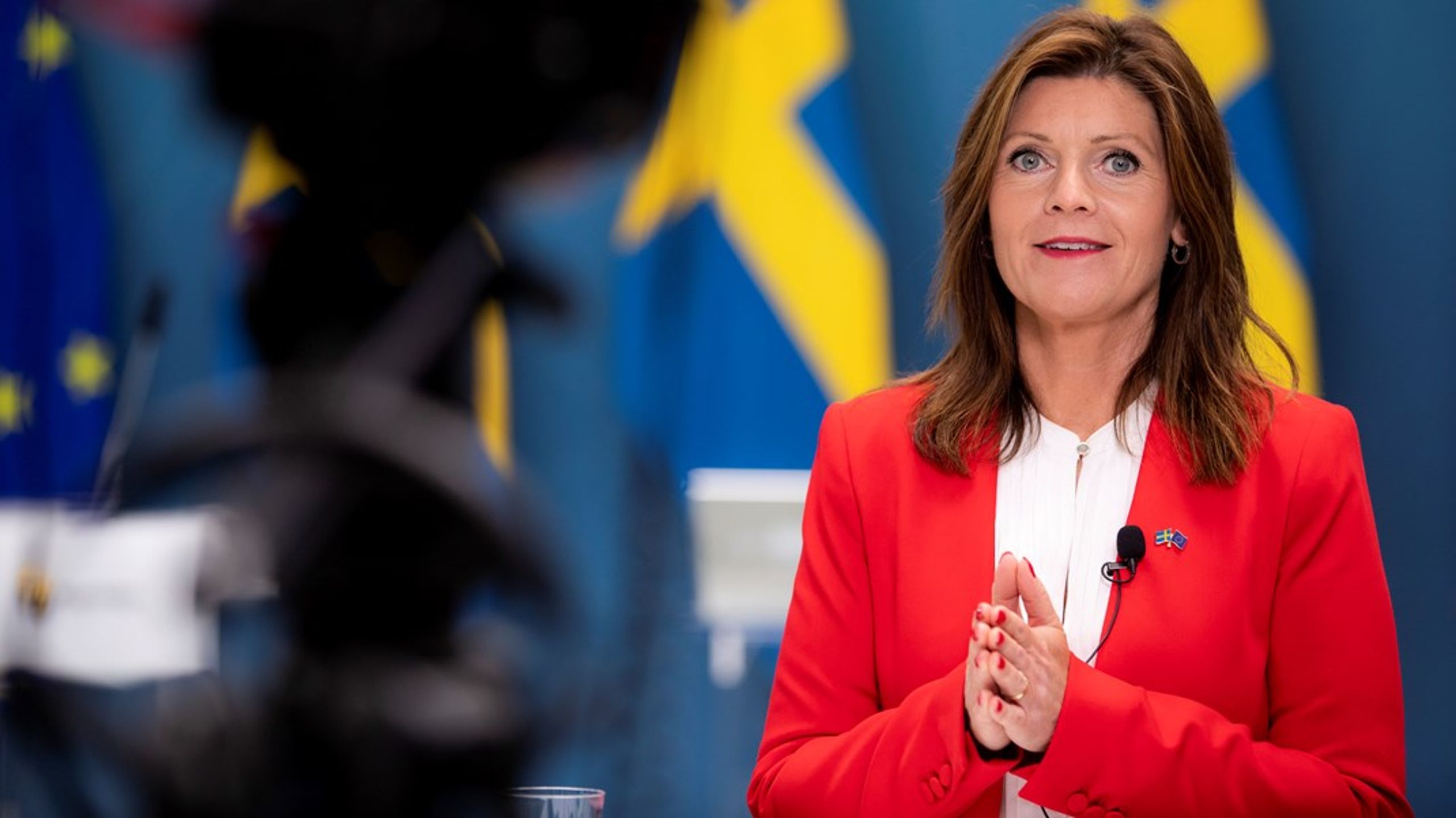 Arbetsmarknadsminister Eva Nordmark (S) har en diger svarshög att gå igenom i höst.