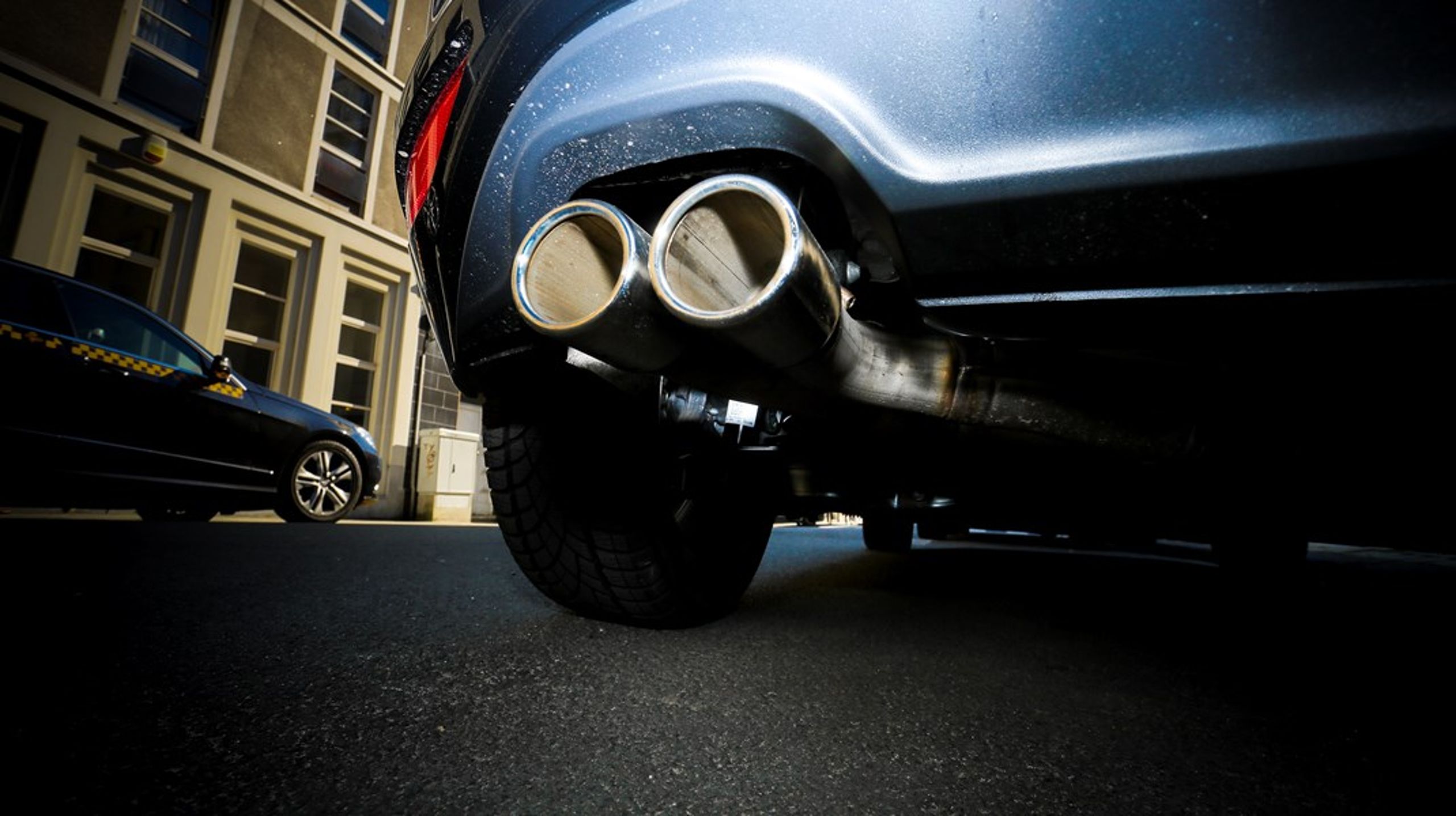 Ska hybridbilarna sluta kunna ta del av klimatbonusen? Det är en av flera alternativ på bordet. <br>