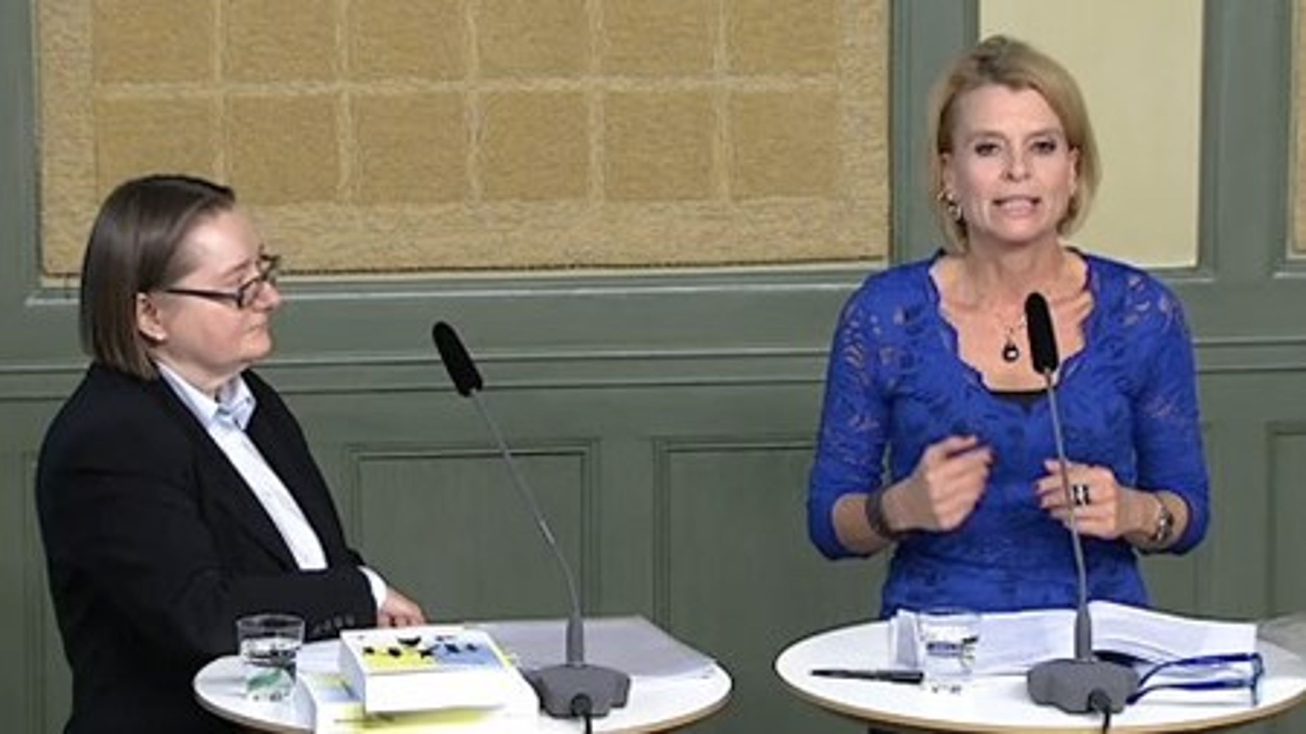 Den särskilda utredaren Anita Wickström och barnminister Åsa Regnér (S) under en pressträff på onsdagen.<br><br>