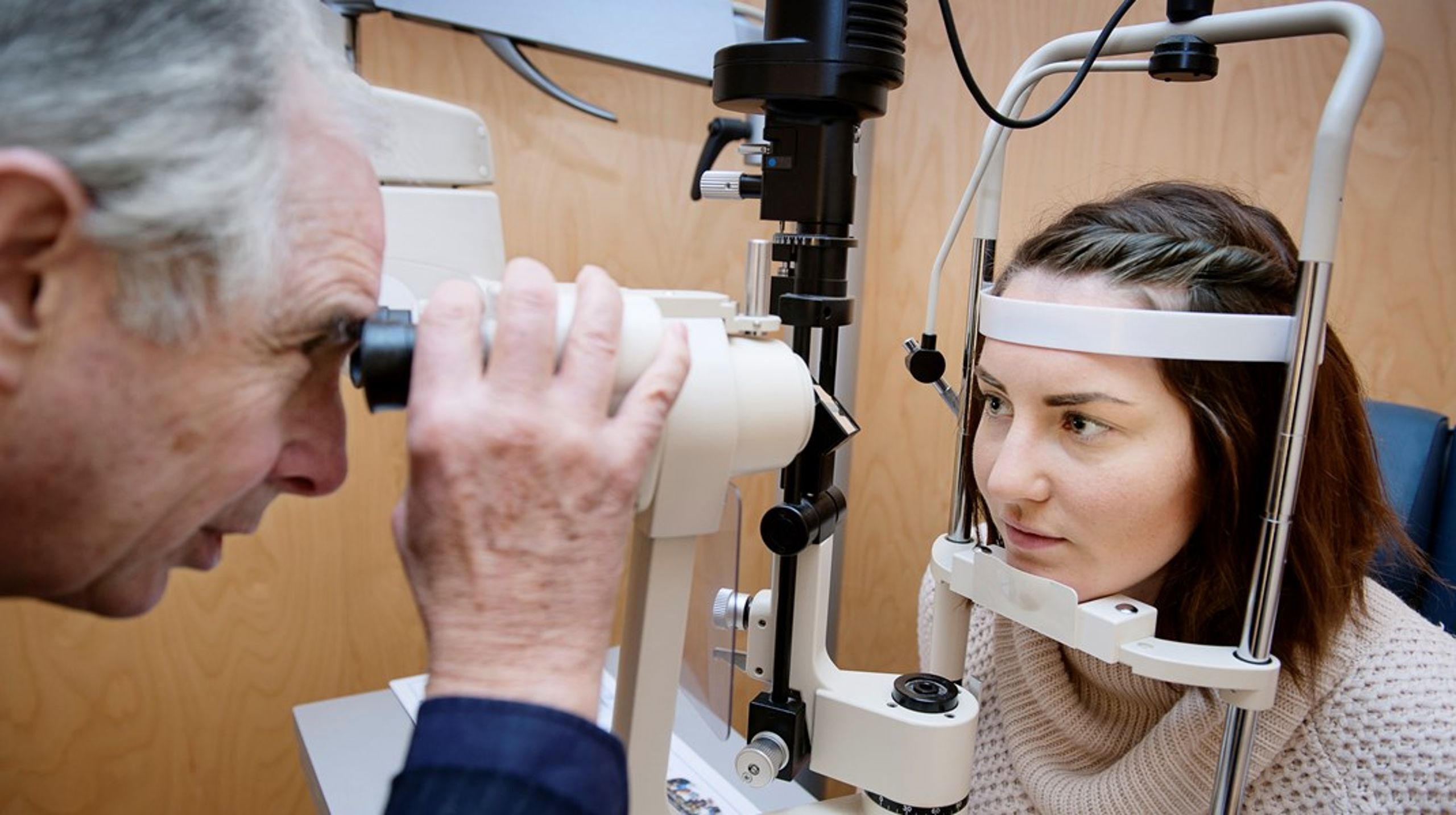 ”Legitimerade optiker remitterar, journalför och diagnostiserar sina patienter och spelar därför en viktig roll som ingång i vårdkedjan för ögonsjukvården.”