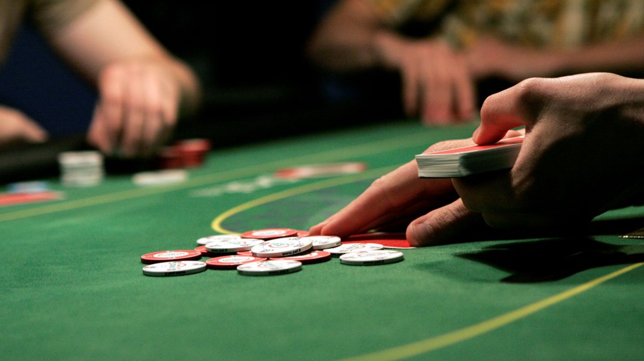 Tyvärr finns det undantag som har utfärdats av spelinspektionen gällande omsorgsplikten inom kasinoväsendet, skriver Roland Utbullt (KD).