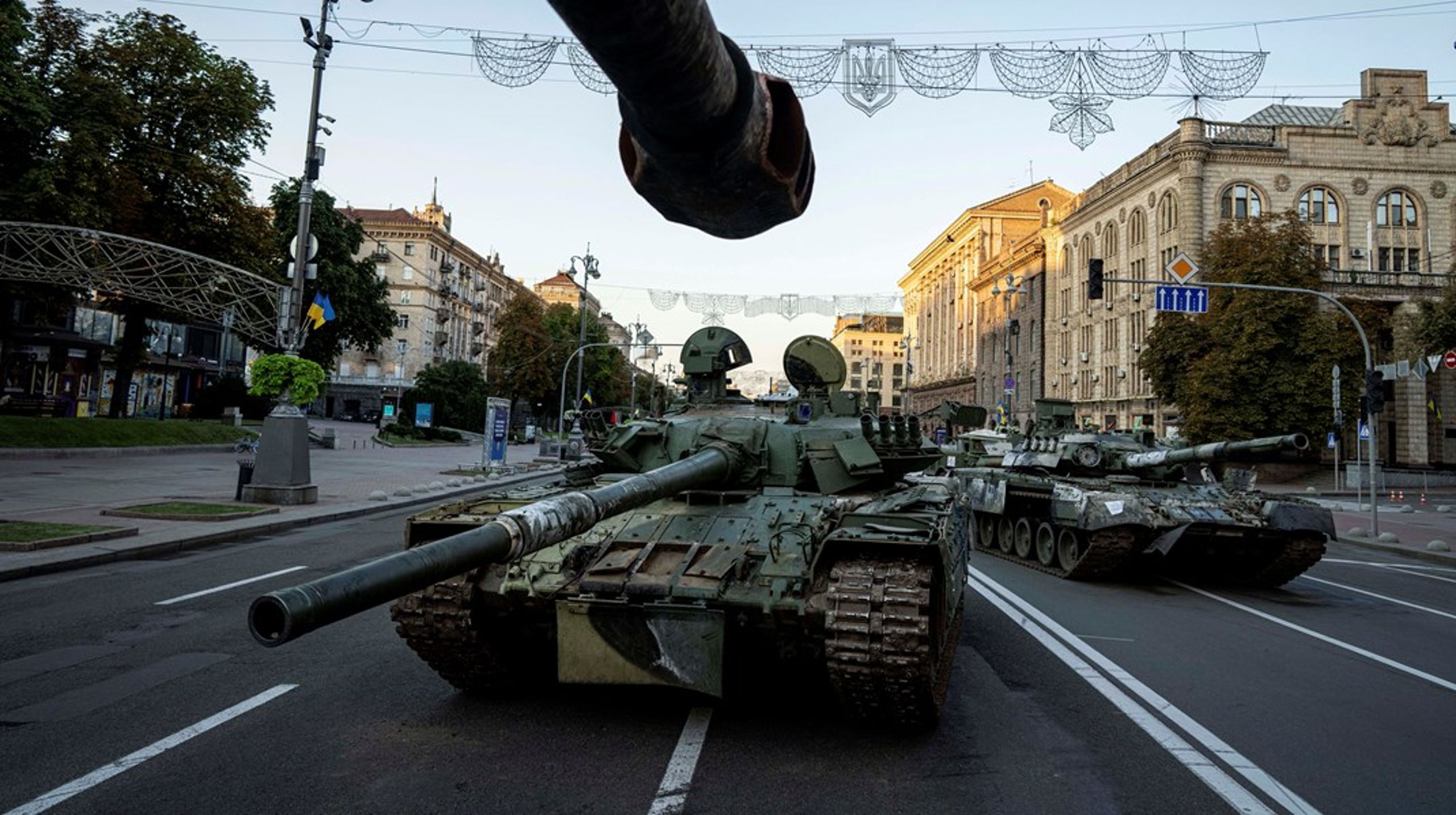Förstörda ryska militärfordon har radats upp i&nbsp;Kyiv för firandet av Ukrainas självständighetsdag.
