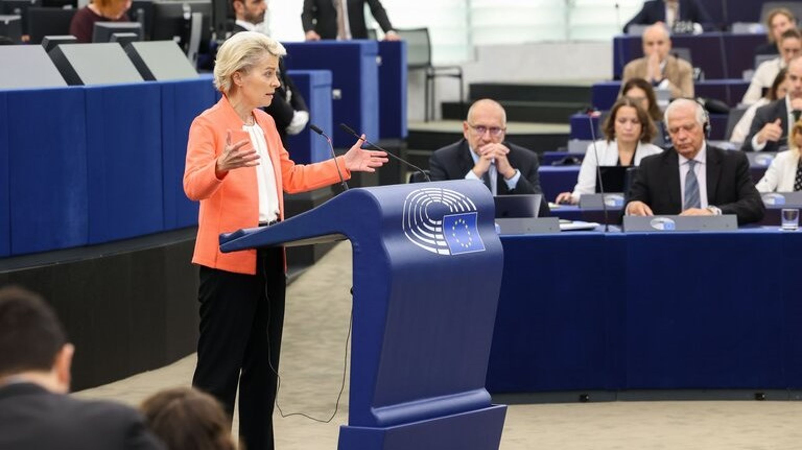 "EU kommer att använda sina övervakningssatelliter mer aktivt för att upptäcka möjliga hot," utlovade EU-kommissionens ordförande Ursula von der Leyen.<br>