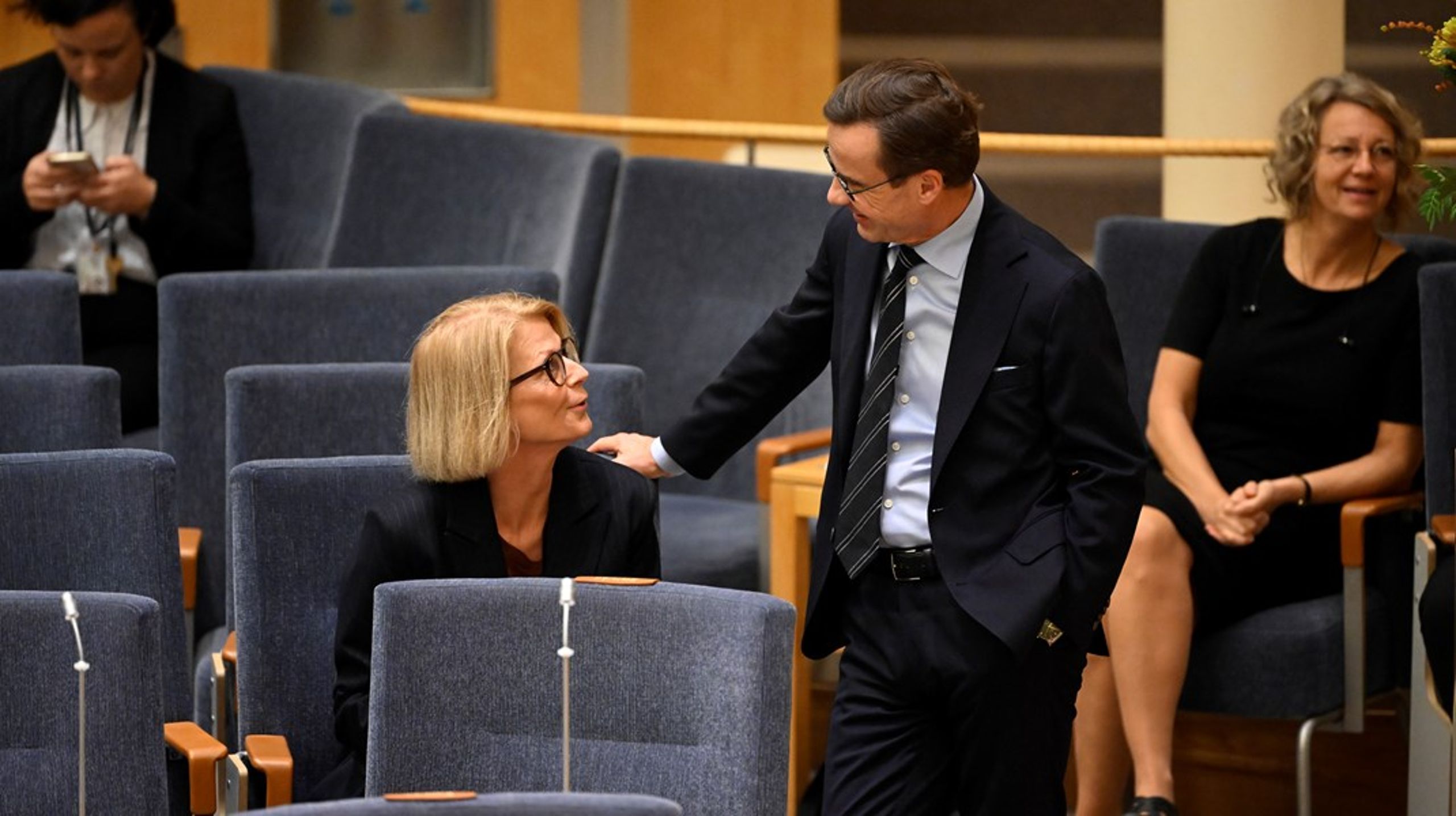 För Ulf Kristersson (M) är det den första riksdagsdebatten som statsminister.