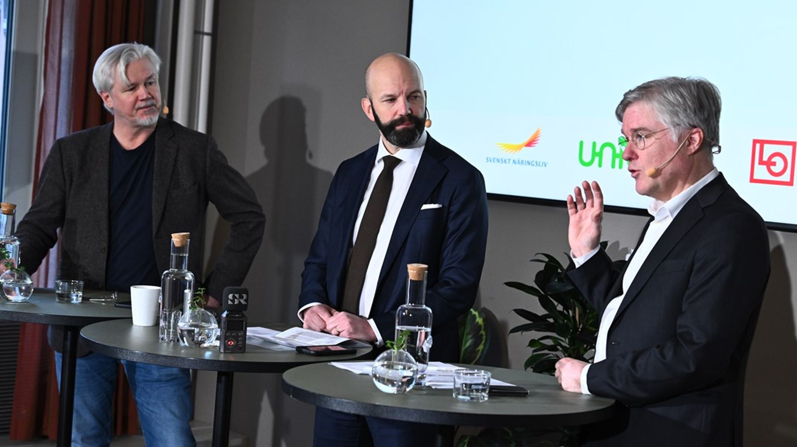 Torbjörn Johansson, avtalssekreterare LO, Mattias Dahl, vice vd Svenskt Näringsliv, och Martin Wästfelt, förhandlingschef Unionen under pressträff om etableringsjobb.