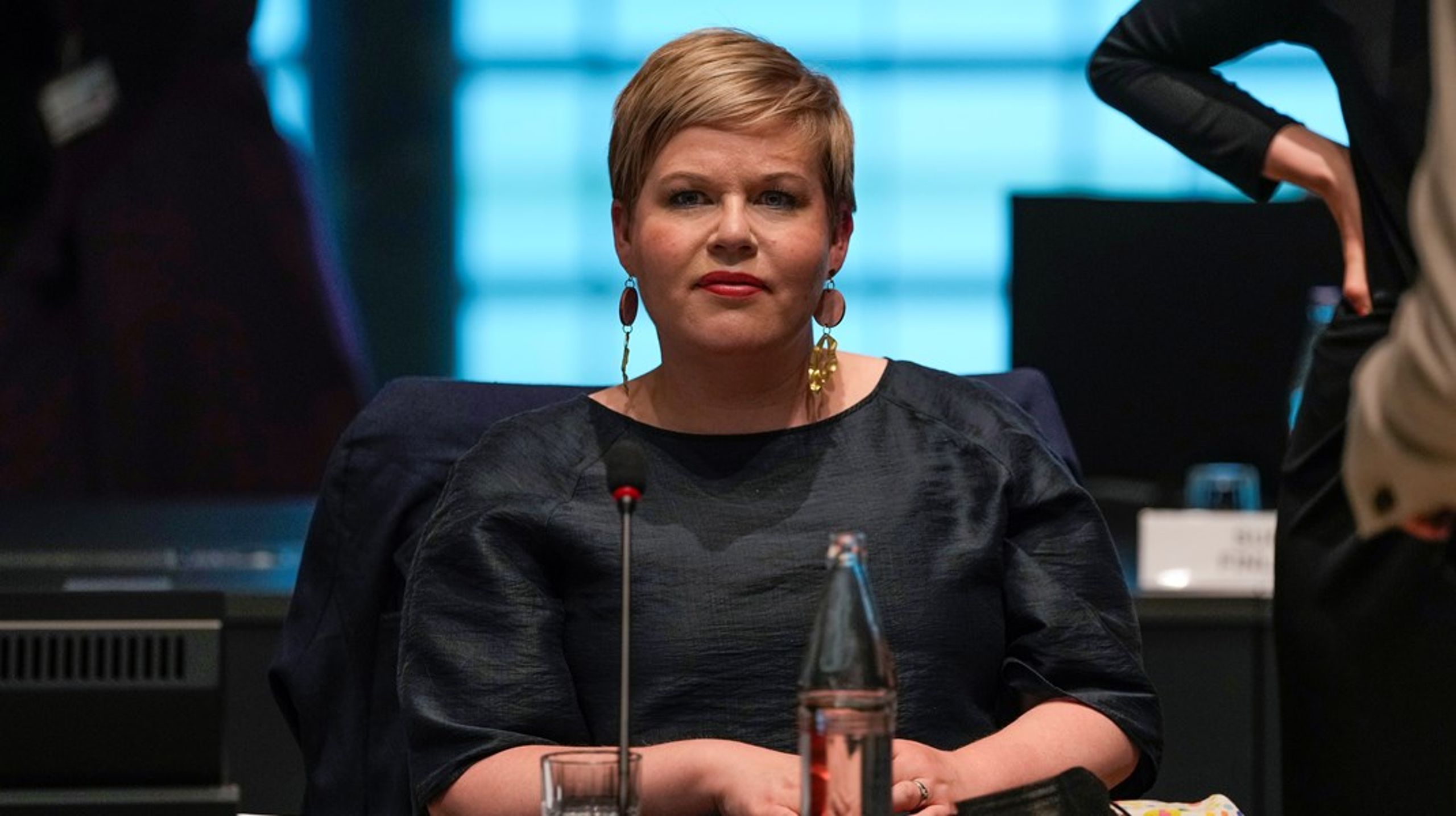 Finlands finansminister Annika Saarikko (C) har bett sitt departement att utreda om skatteavdrag på bolån borde återinföras.