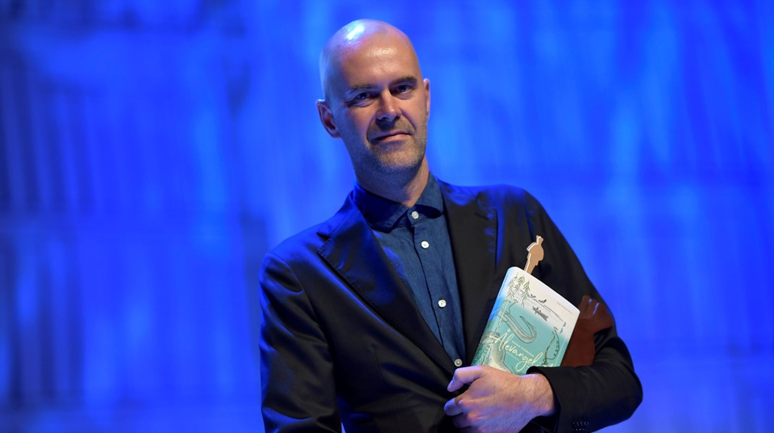 Journalisten Patrik Svensson mottog pris för årets svenska fackbok på Augustgalan 2019.
