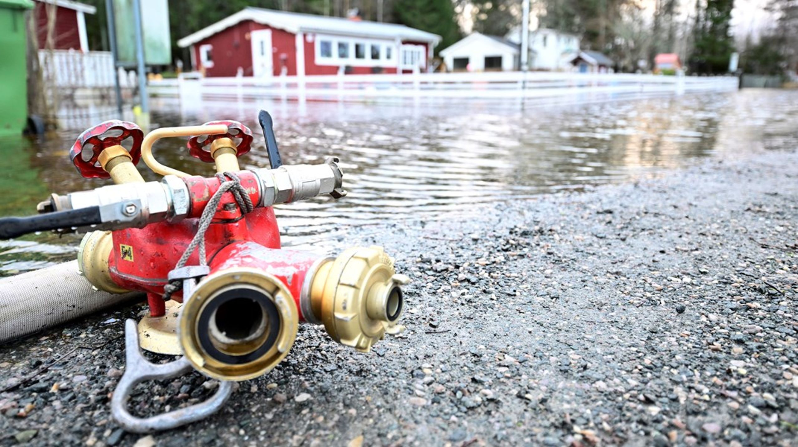 Årets översvämningar i Småland är bara en av de naturolyckor där ansvarsfrågan har aktualiserats. <br>