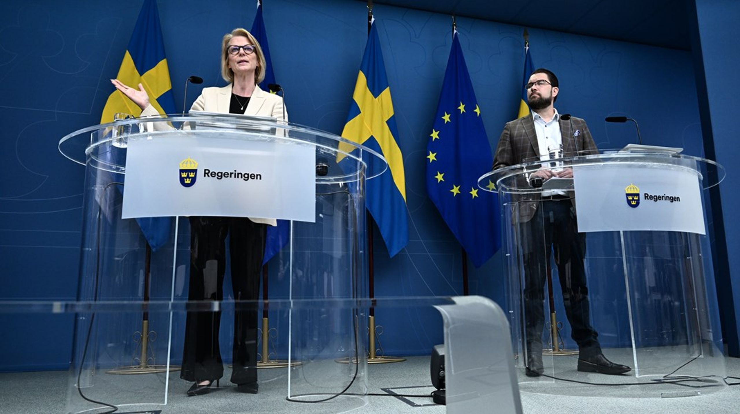 Finansminister Elisabeth Svantesson (M) och Sverigedemokraternas partiledare Jimmie Åkesson (SD).