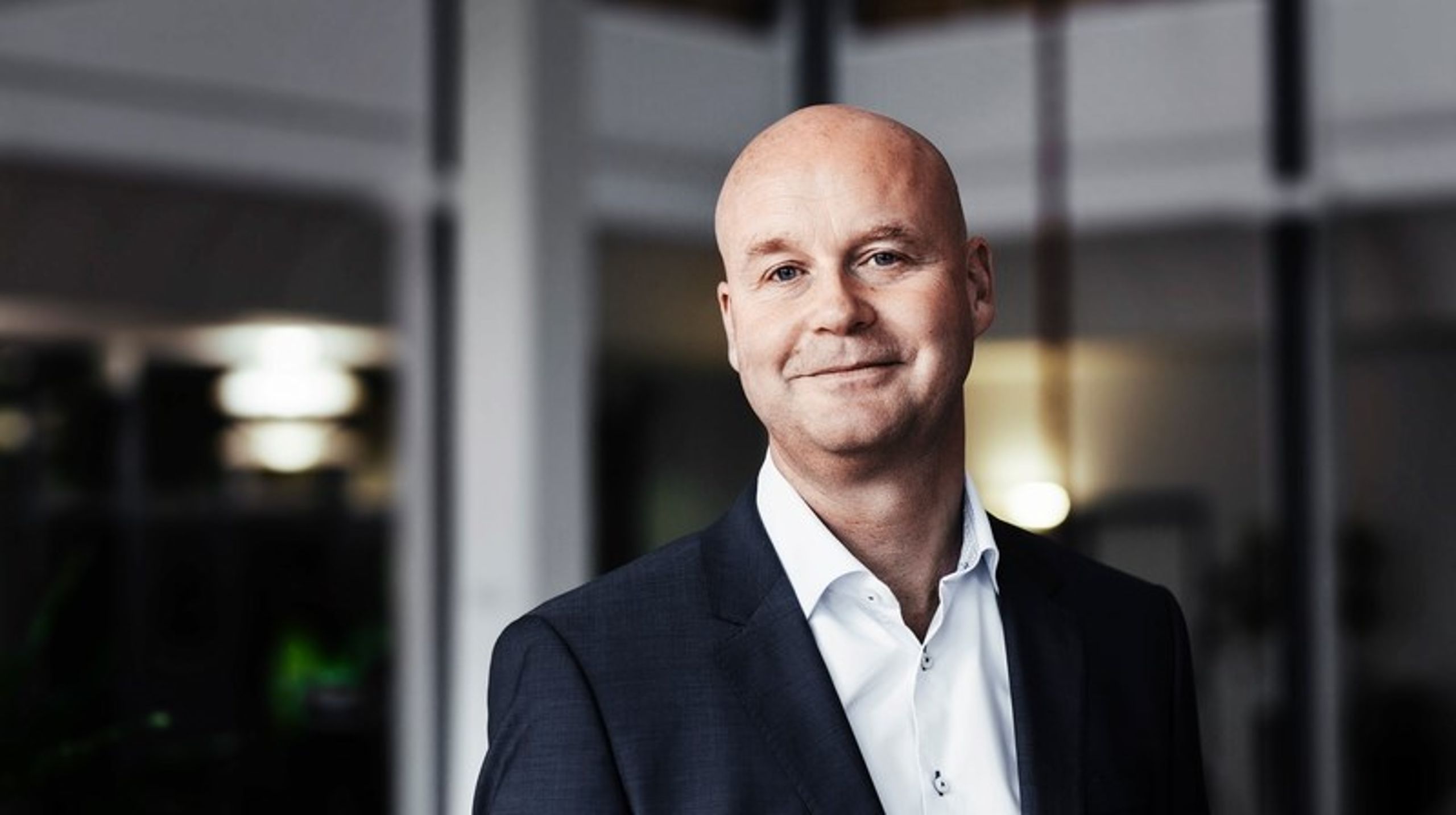 Europachefen Johan Mörnstam får nu axla dubbla uppdrag inom Eon-koncernen.