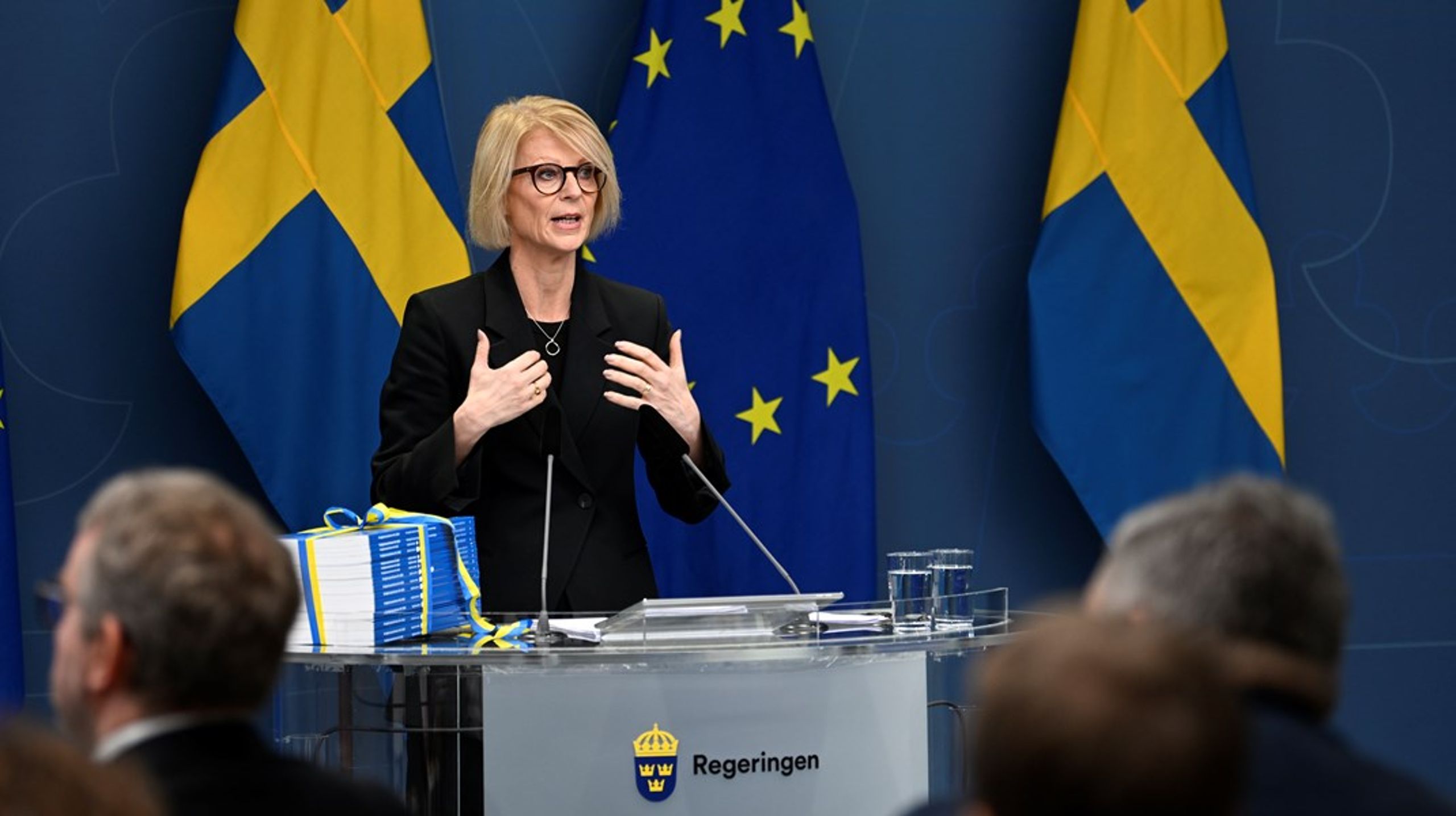 På måndag den 17 april lämnar regeringen och finansminister Elisabeth Svantesson (M) vårbudgeten och vårändringsbudgeten till riksdagen.
