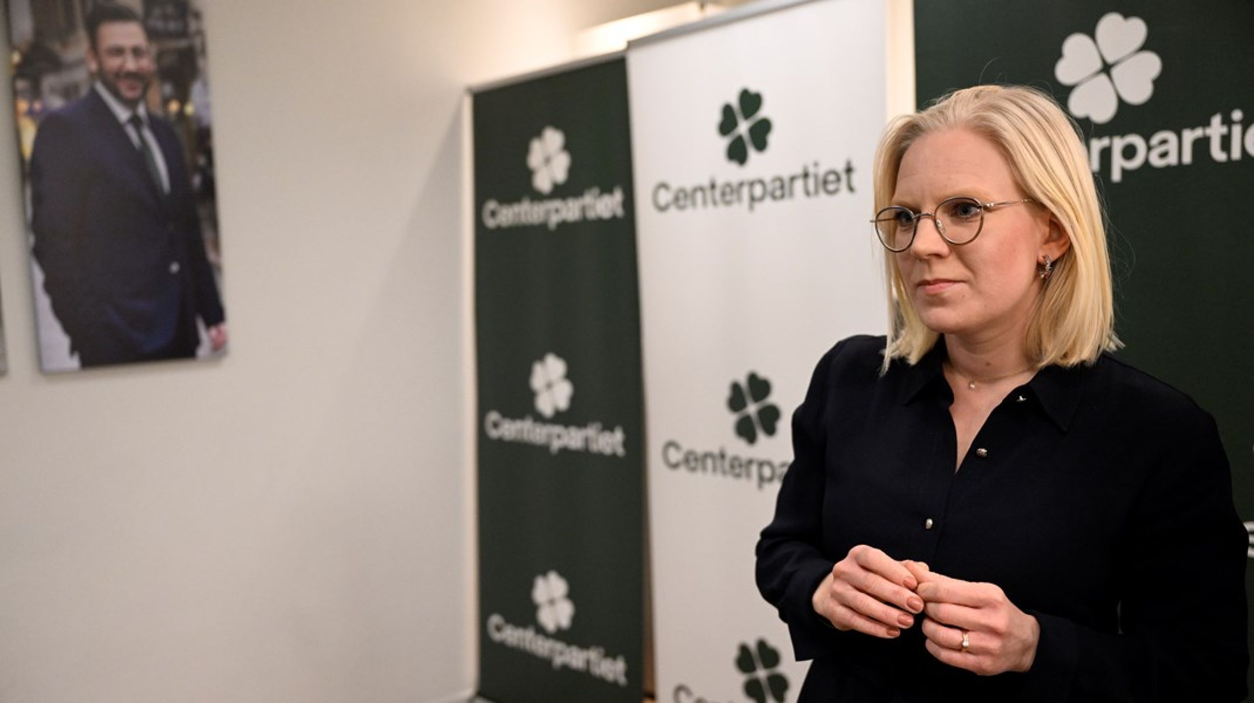 Centerpartiet behöver anpassa sin organisation eftersom de nu befinner sig i opposition, säger partisekreteraren Karin Ernlund.