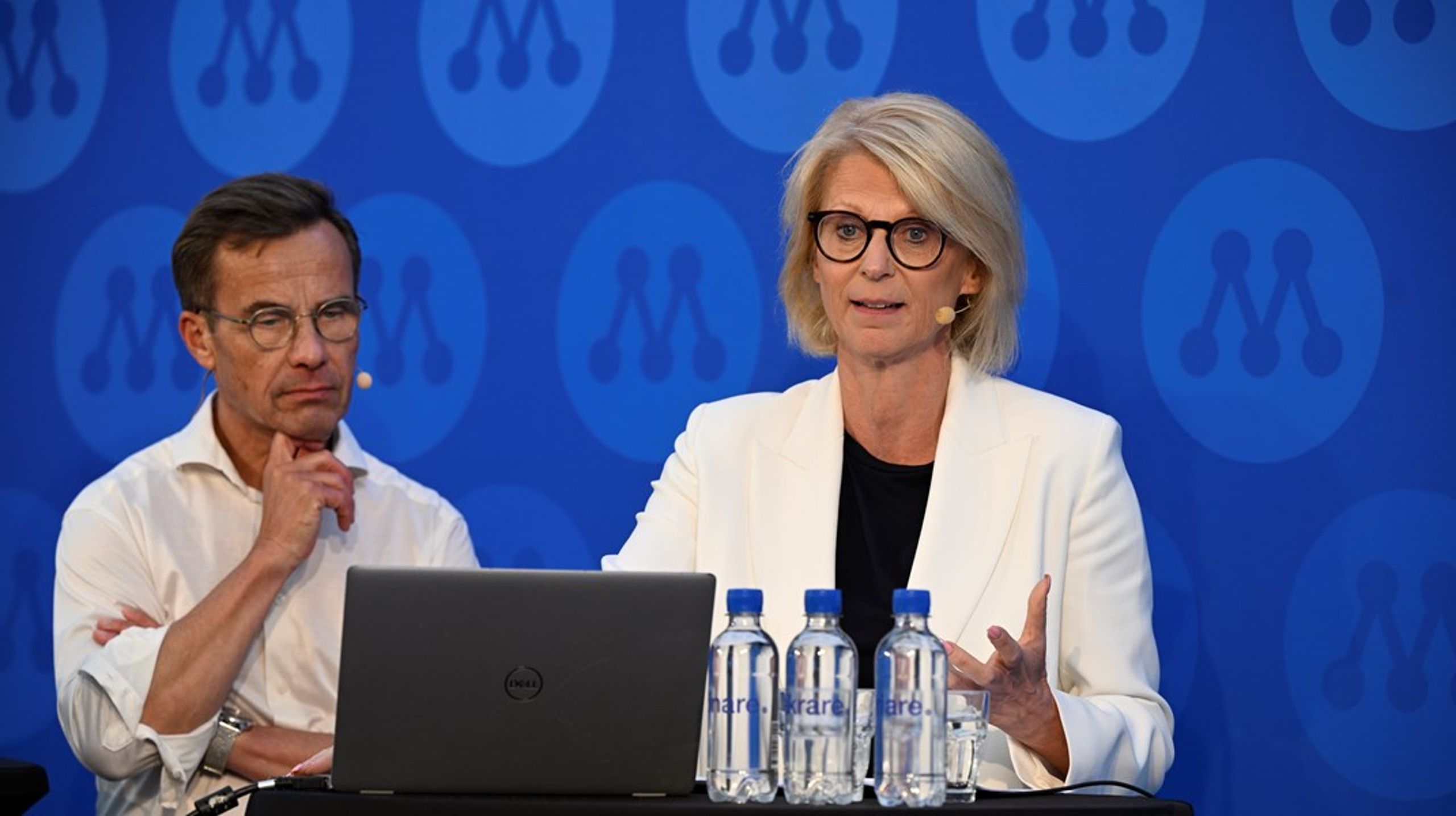 Statsminister Ulf Kristersson (M) och finansminister Elisabeth Svantesson (M) presenterar regeringens prioriteringar inför höstbudgeten i Almedalen.&nbsp;