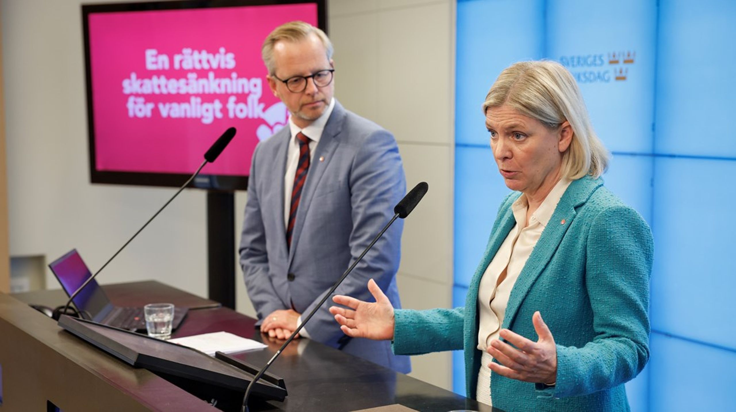 Socialdemokraternas partiledare Magdalena Andersson och finanspolitiska talesperson Mikael Damberg (S) håller pressträff om det ekonomiska läget.