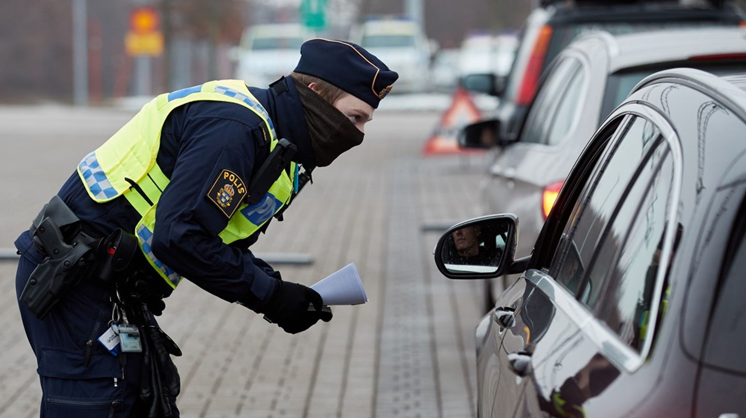 De svenska inre gränskontrollerna är inte populära hos EU-kommissionen, som har inlett en process i syfte att få medlemsländerna att följa Schengenregelverket.<br>