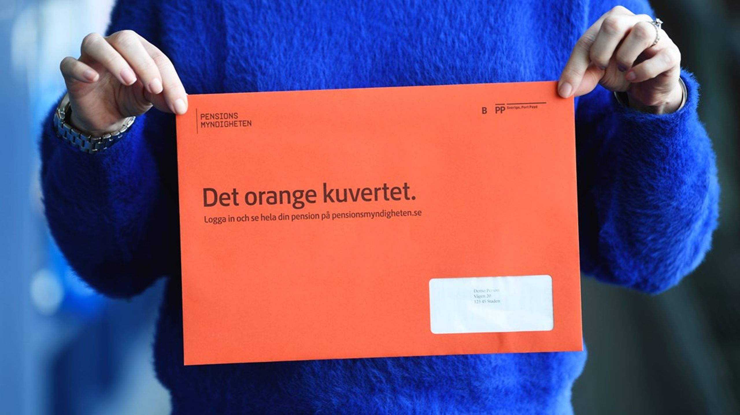 Många kommer att bli besvikna på innehållet i sitt orangea kuvert.