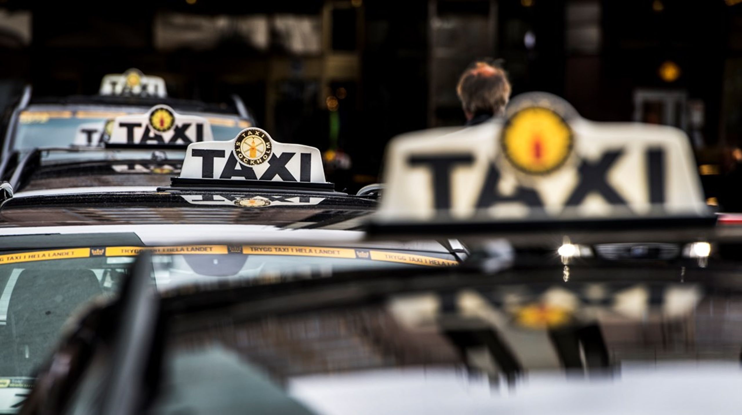 Totalt åkte riksdagsledamöterna taxi för 4,3 miljoner kronor förra riksdagsåret.