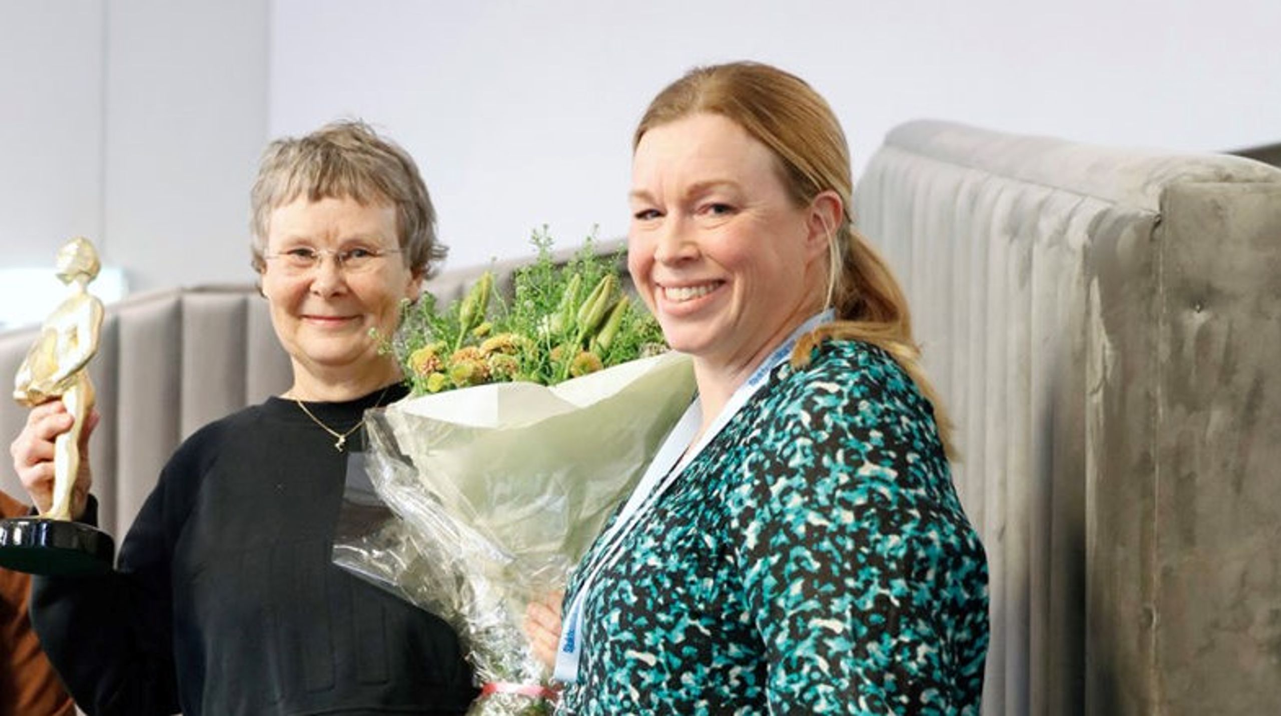 Beata Oscarsson och Sjukhusläkarnas ordförande Elin Karlsson.