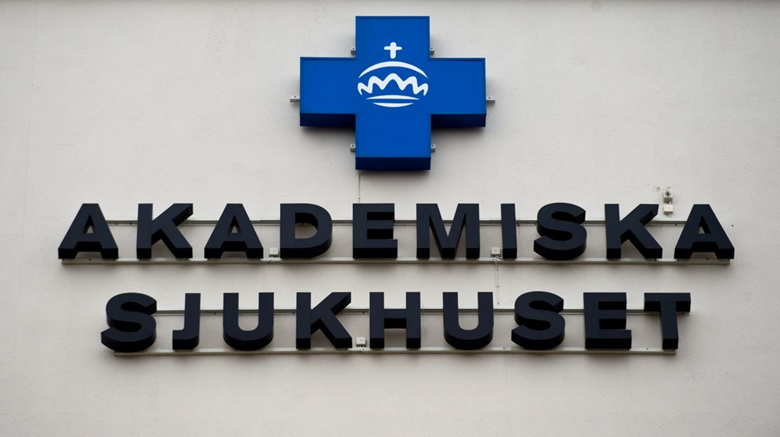 ”För att möta ett växande antal cancerpatienter har Akademiska sjukhuset i Uppsala utforskat möjligheten att förlägga delar av cancervården utanför sjukhusmiljön”, skriver debattörerna.