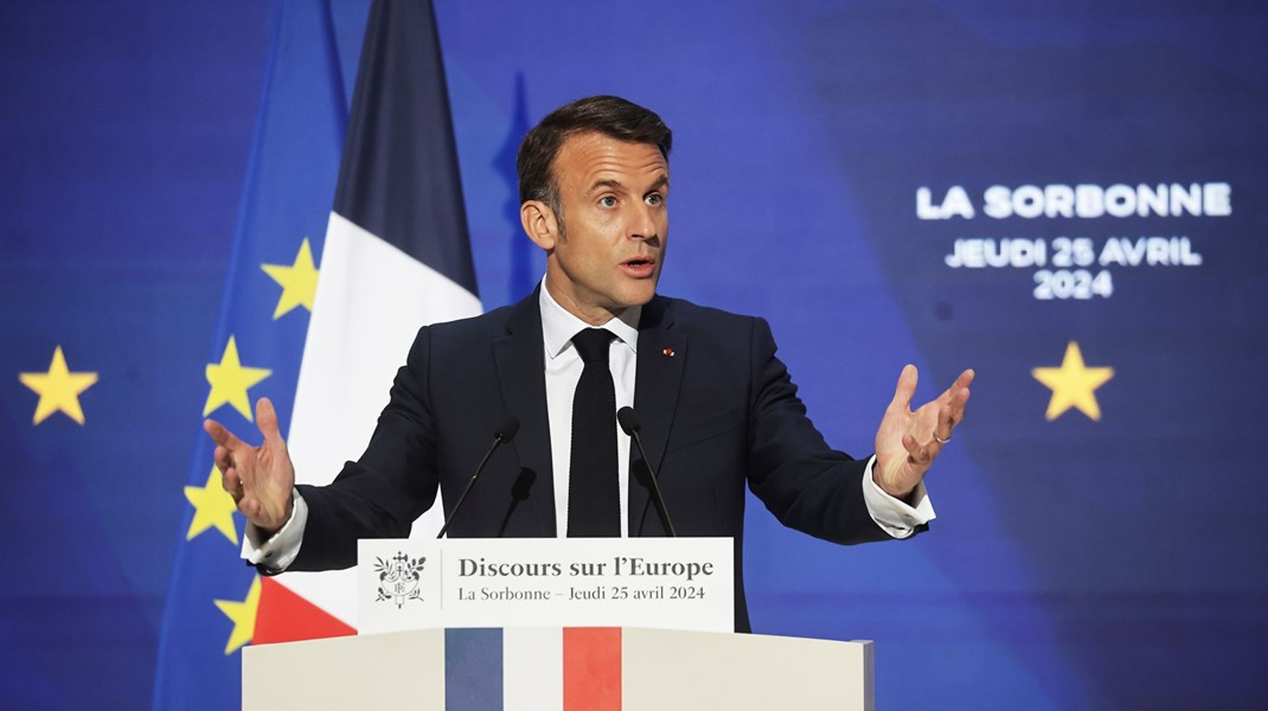 Den franske presidenten Emmanuel Macron står inför ett EU-val i juni, där opinionsmätningarna lovar en förkrossande seger för Marine Le Pens högernationalister.