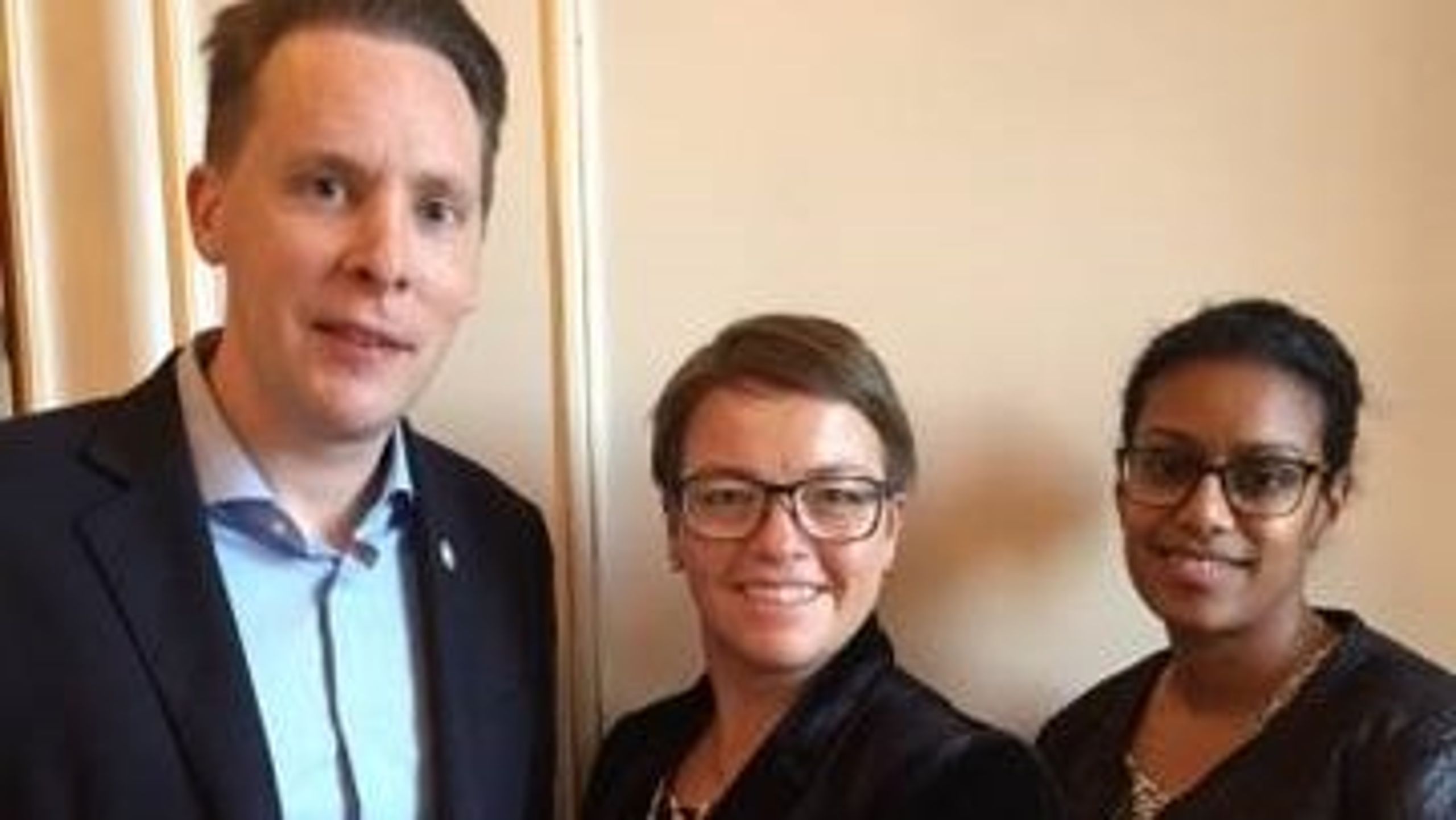 De moderata riksdagsledamöterna Mats Green, Alexandra Anstrell och Åsa Coenraads&nbsp;undrar när regeringen tänker låta golf och ridning omfattas av friskvårdsavdraget.