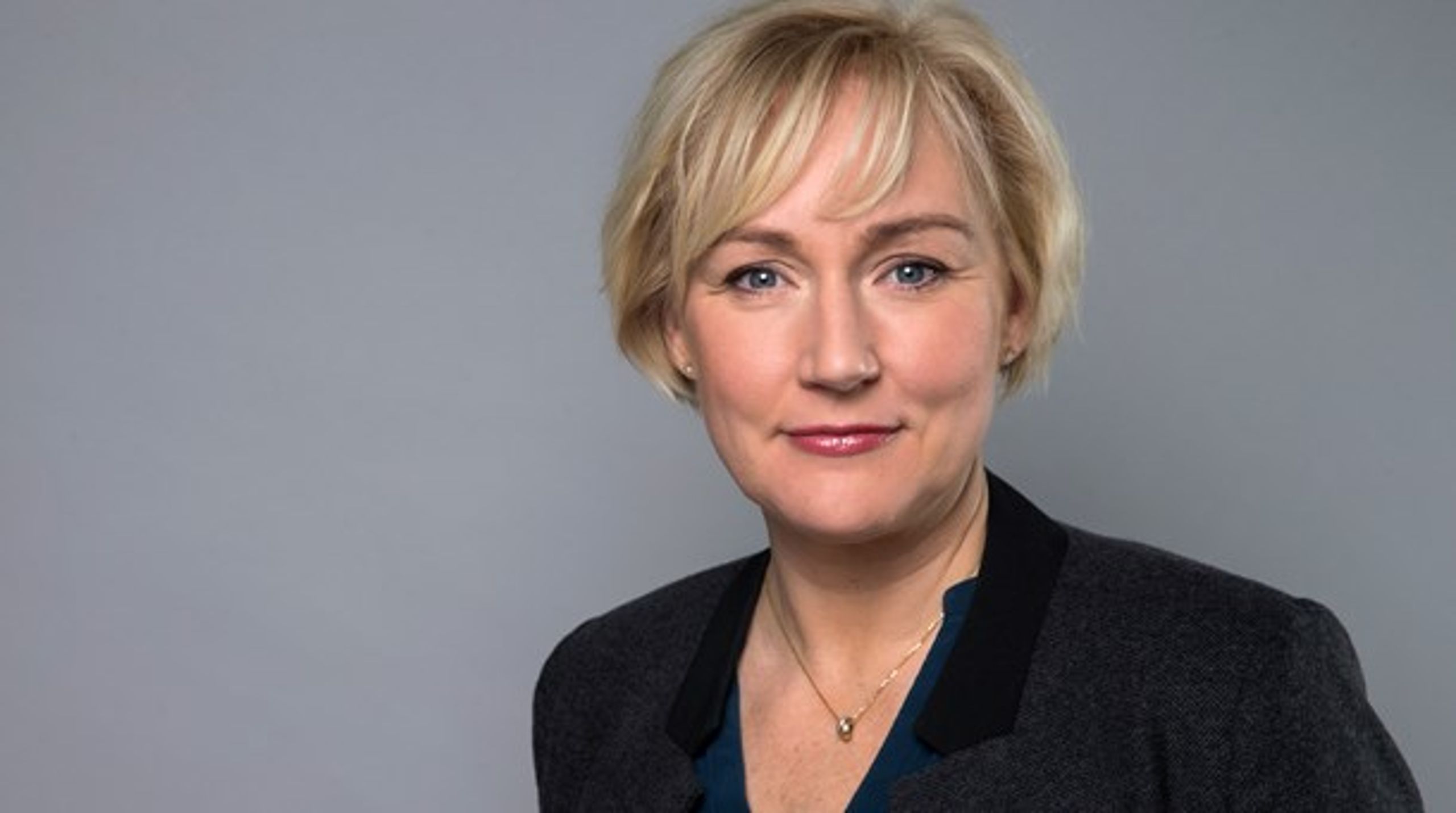 Helene Hellmark Knutsson, minister för forskning och högre studier.