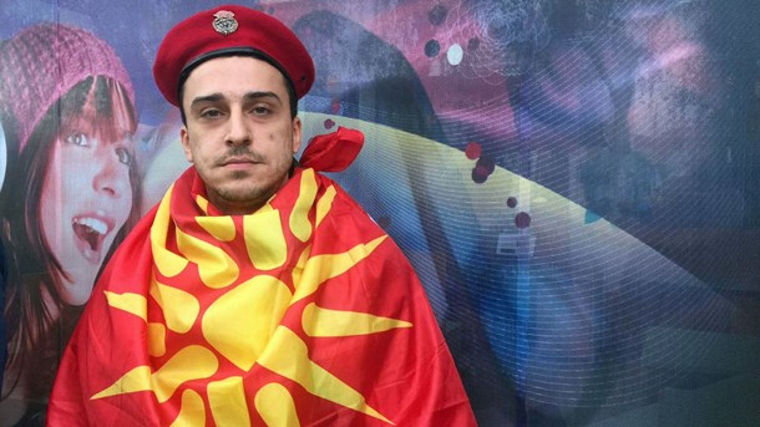 <div>29-årige Bovan demonstrerar mot att ge albaner större erkännande</div>