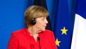 Merkel vill ge EU både säkerhetsråd och egen armé
