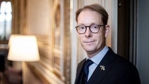 Låt inte Sveriges eftergiftspolitik mot Iran fortsätta, Billström