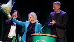 Andersson möts av jubel på Miljöpartiets kongress
