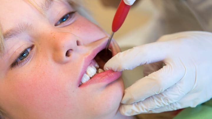 Utredning föreslår billigare tandvård